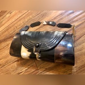 Unique tortoiseshell clutch w strap